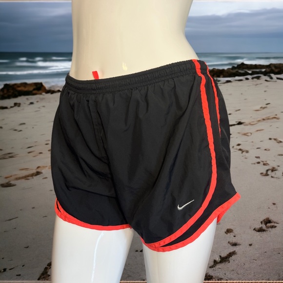 Nike : Dri-fit black tempo shorts - Picture 1 of 13